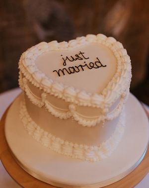 wedding-cake-trends-2025